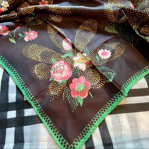Fabulous Floral Vintage Scarf with Tags Black Green Gold - Picture 2 of 8
